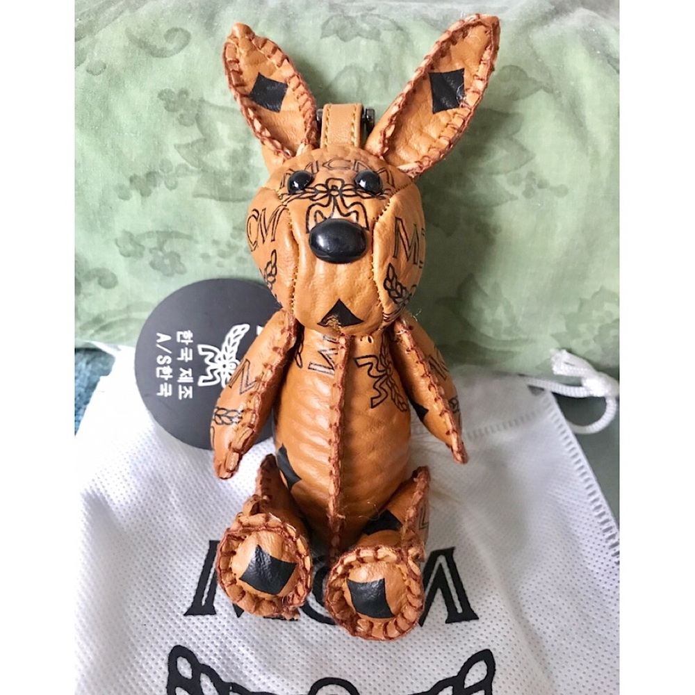 Mcm rabbit charm keychain